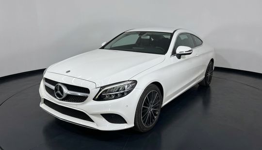 Mercedes Benz • Clase C