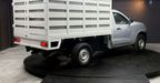 Nissan Np300 2.5 ESTACAS TM DH PAQ. SEG. 6VEL Pickup 2018