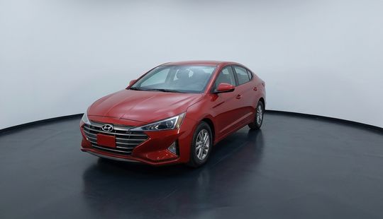 Hyundai • Elantra