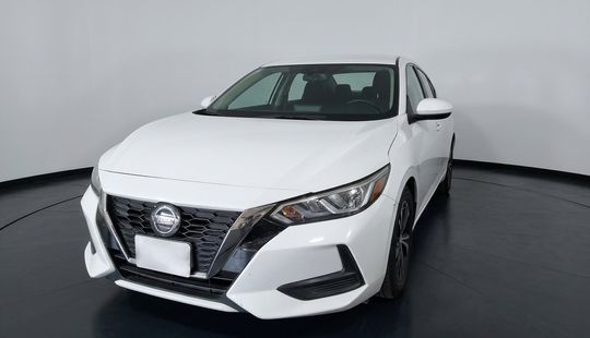 Nissan • Sentra
