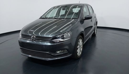 Volkswagen • Polo