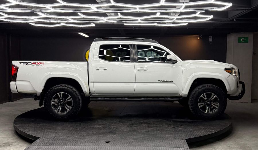 Toyota Tacoma 3.5 TRD SPORT 4X4 Pickup 2018