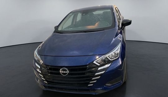 Nissan • Versa