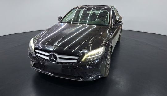 Mercedes Benz • Clase C