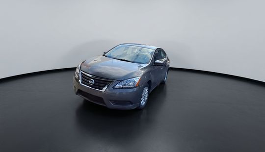 Nissan • Sentra