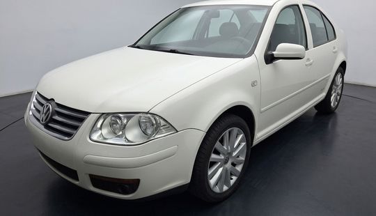 Volkswagen • Jetta Clasico