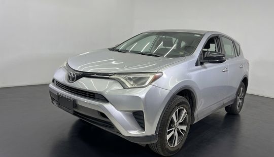 Toyota • RAV4