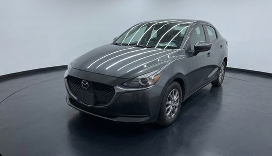 Mazda • Mazda 2