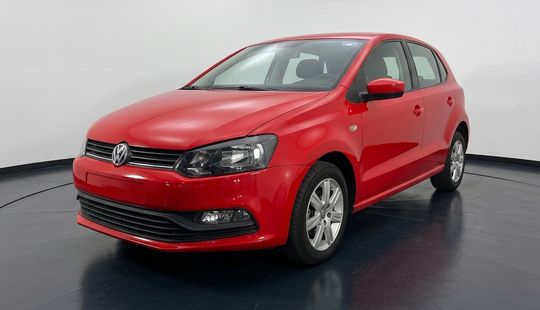 Volkswagen • Polo