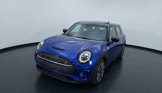 Mini • Clubman