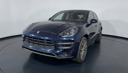 Porsche • Macan