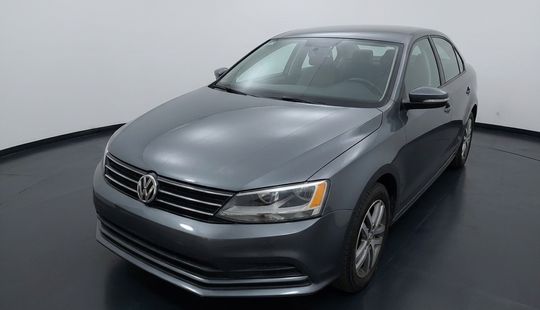Volkswagen • Jetta
