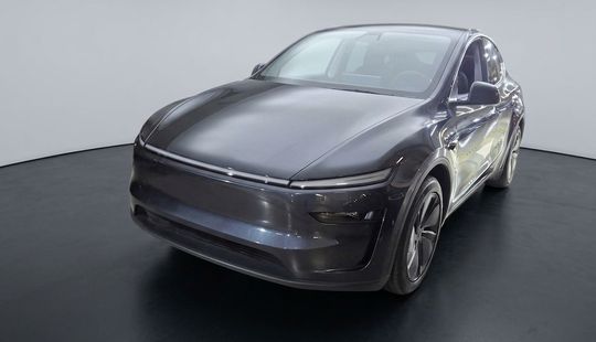 Tesla • Model Y
