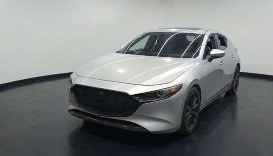 Mazda • Mazda 3