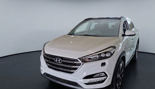 Hyundai • Tucson