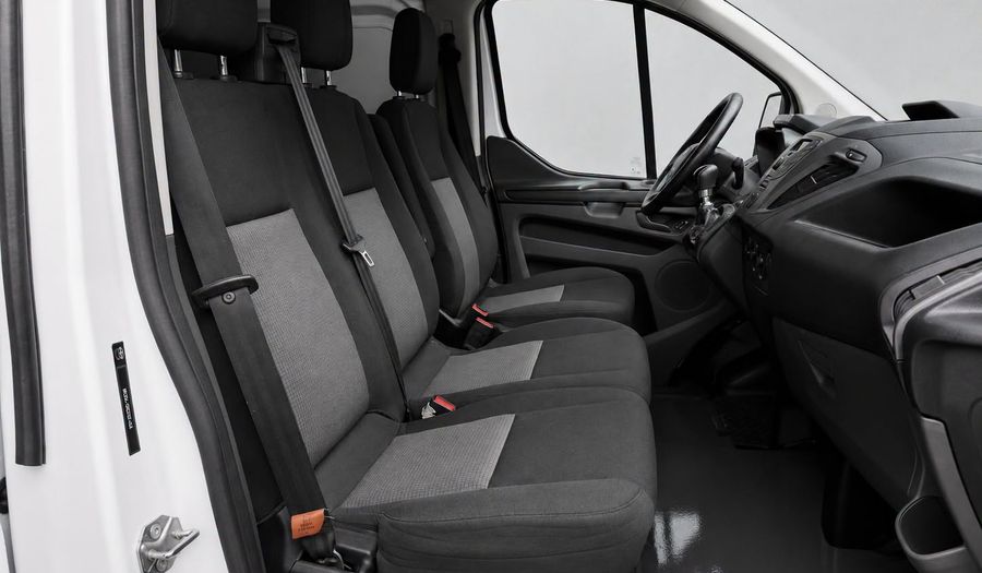 Ford Transit 2.2 DIESEL VAN CORTA AA Van 2022