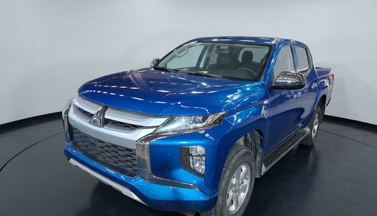 Mitsubishi • L200