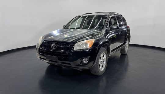 Toyota • RAV4