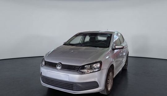Volkswagen • Polo