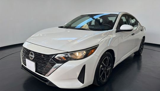 Nissan • Sentra