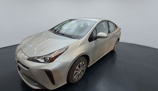 Toyota • Prius