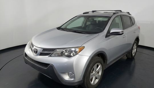 Toyota • RAV4