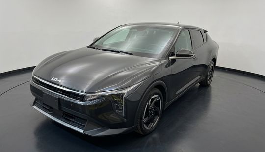 Kia • K4