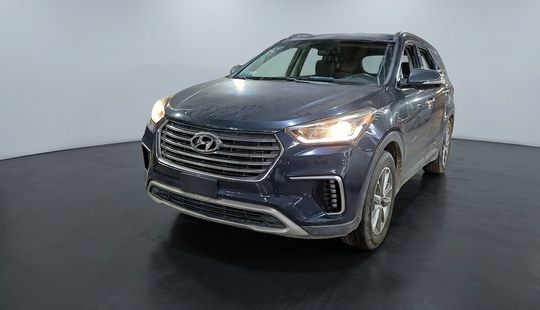 Hyundai • Santa Fe