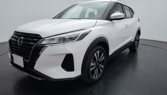 Nissan • Kicks Play