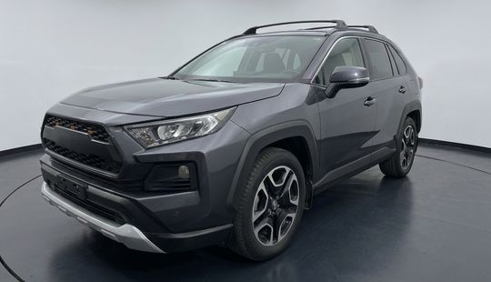 Toyota • RAV4
