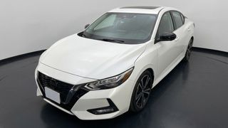 Nissan • Sentra