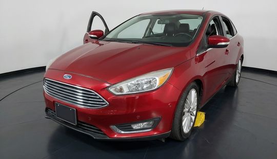 Ford • Focus