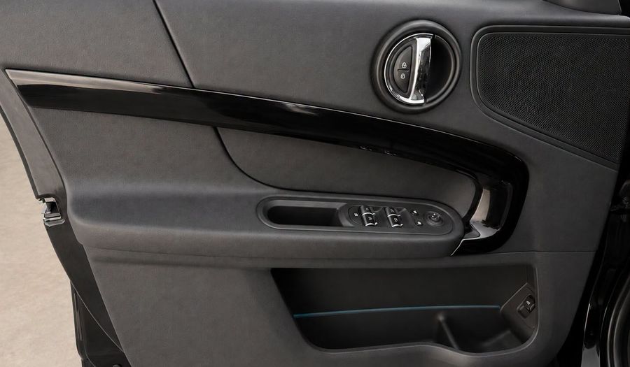 Mini Countryman 1.5 COOPER CLASSIC AUTO Hatchback 2024