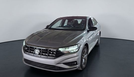 Volkswagen • Jetta