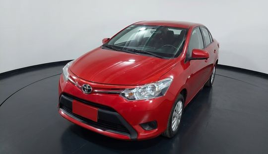 Toyota • Yaris