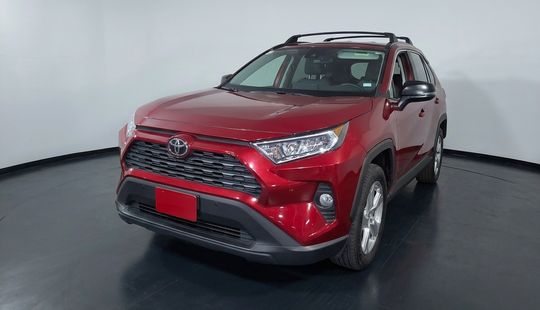 Toyota • RAV4