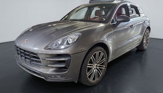 Porsche • Macan