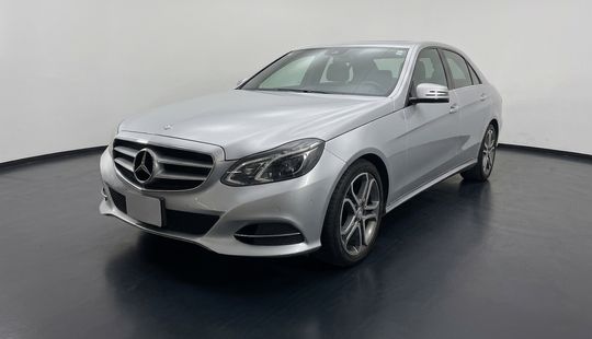 Mercedes Benz • Clase E