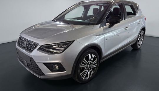 2020 • 76,145 km • Automático