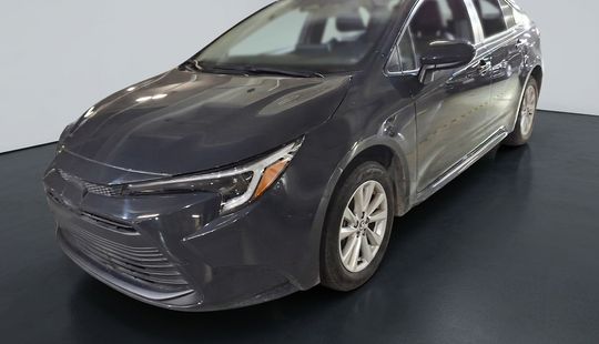 Toyota • Corolla