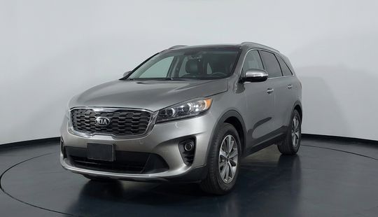 Kia • Sorento
