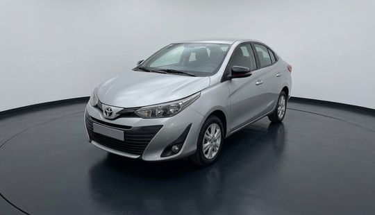 Toyota • Yaris