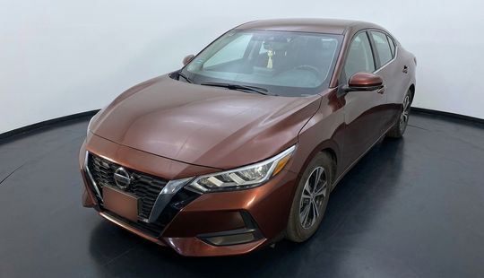 Nissan • Sentra