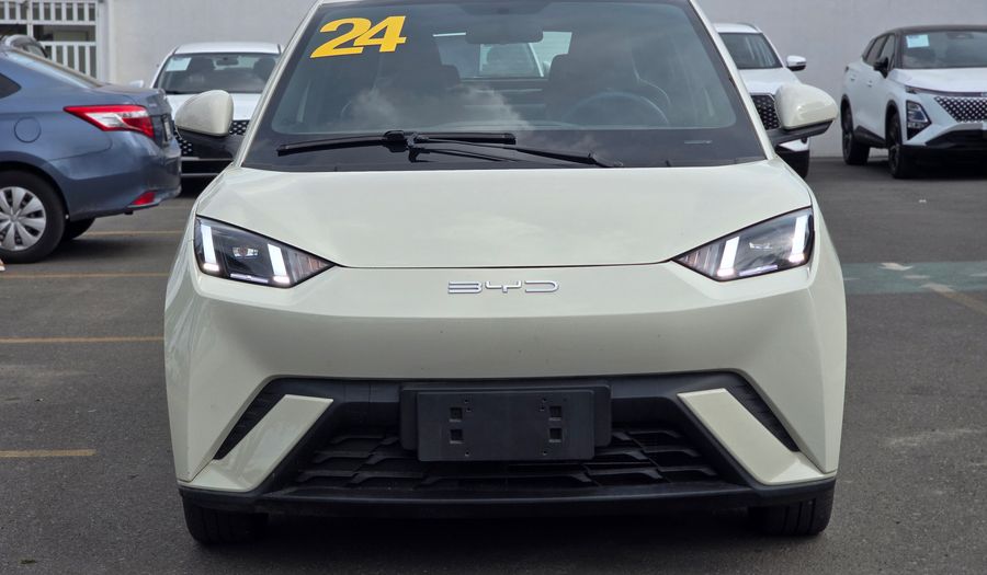 Byd Dolphin Mini BEV 38KWH PLUS AUTO Hatchback 2024