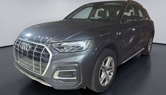 Audi • Q5