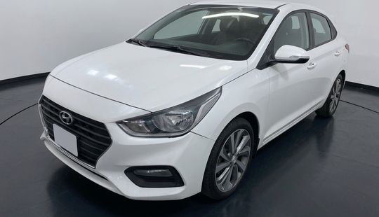 Hyundai • Accent