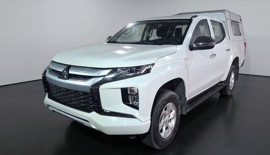 Mitsubishi • L200