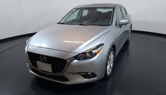 Mazda • Mazda 3