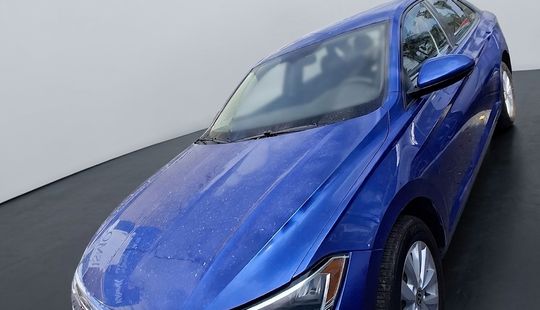 Volkswagen • Jetta