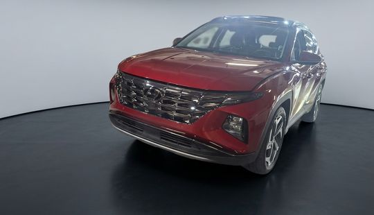 2023 • 11,271 km • Automático